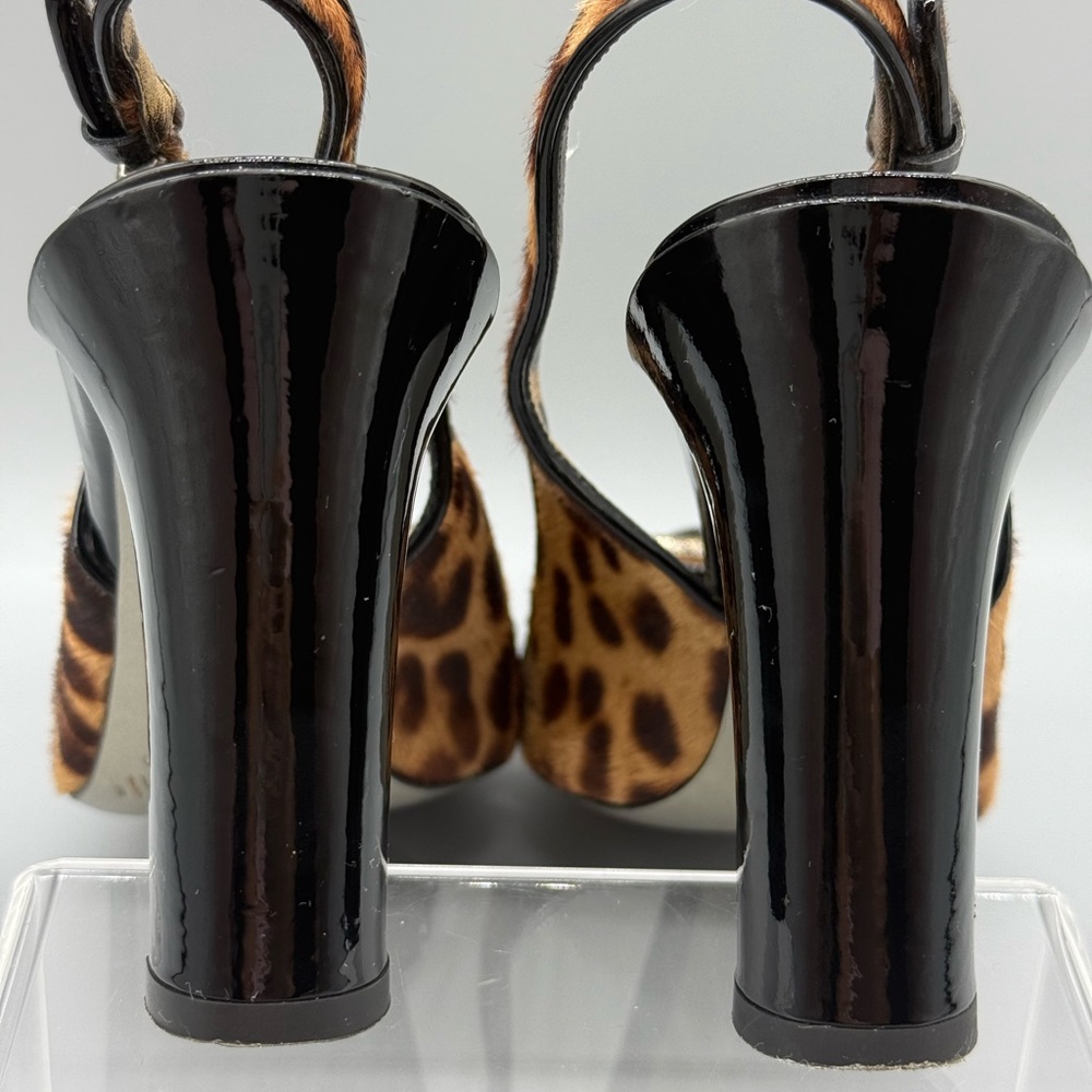 Dolce  Gabbana Leopard Print Slingback Heels with Black Accents - Picture 8 of 13